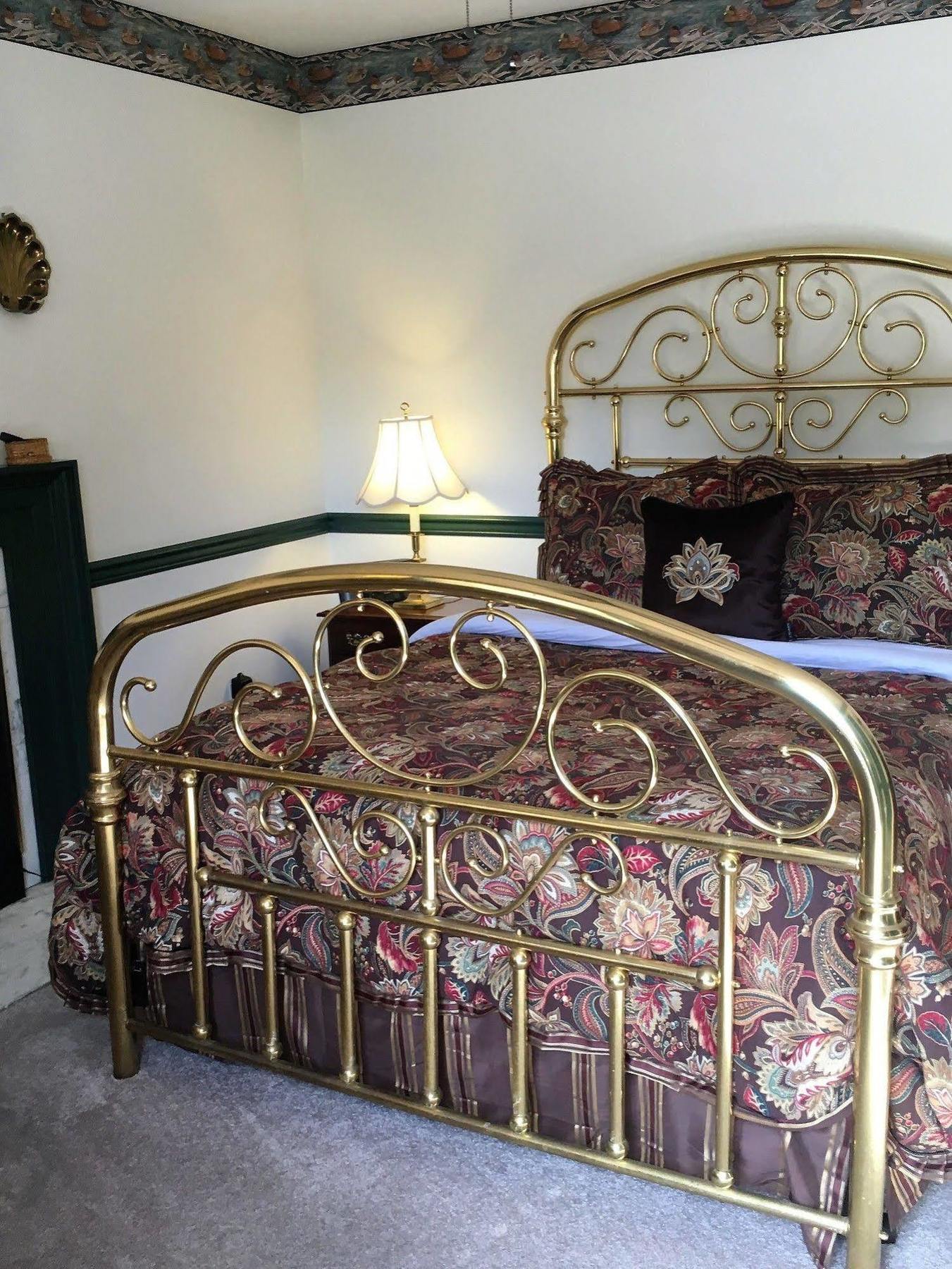 Parsonage Inn Bed And Breakfast Saint Michaels Exterior photo